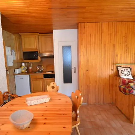 Rustique A Courchevel, Pres Des Pistes - Fr-1-514-29 Apartament *