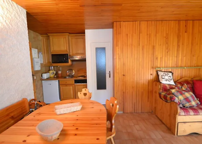 Rustique A Courchevel, Pres Des Pistes - Fr-1-514-29 Lejlighed *